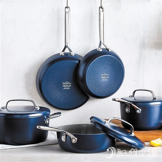 安諾特的GP5系列榮獲紅點設(shè)計大獎、日本優(yōu)良設(shè)計獎、德國設(shè)計獎、歐洲設(shè)計大獎。