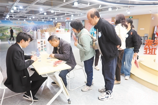 活動(dòng)中，各位人才參與互動(dòng)小游戲。