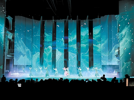 赤坎華僑古鎮(zhèn)多部演藝大戲等你來(lái)看。