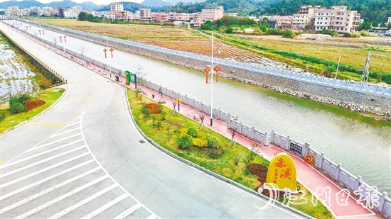 赤溪鎮(zhèn)通過岸線整治、慢行系統(tǒng)建設(shè)、危橋改造等一系列措施，讓白宵河實現(xiàn)從單一防洪功能向綜合生態(tài)廊道的華麗轉(zhuǎn)身。