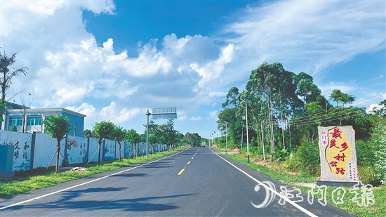 鶴山市精心打造了“綠色康養(yǎng)X524明靖線”等一批美麗農(nóng)村公路。