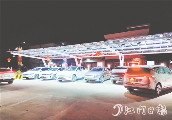 君堂僑聯(lián)充電站項(xiàng)目填補(bǔ)了君堂鎮(zhèn)新能源充電站的鎮(zhèn)域空白。