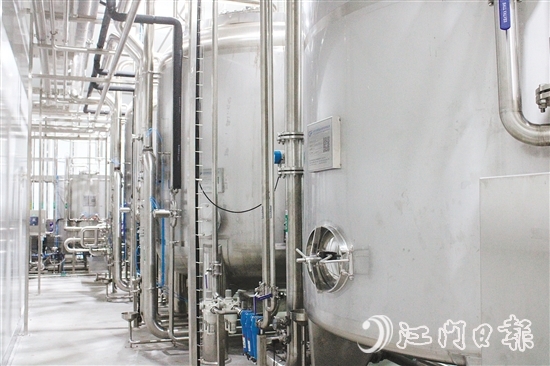 廣東恩州山泉水有限公司是首家入駐江門水都產(chǎn)業(yè)園的水企。