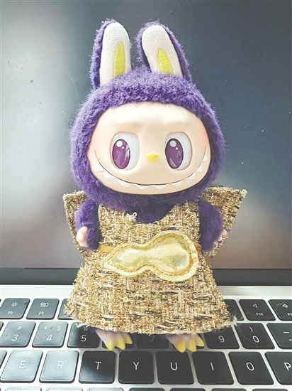 丑萌的LABUBU。