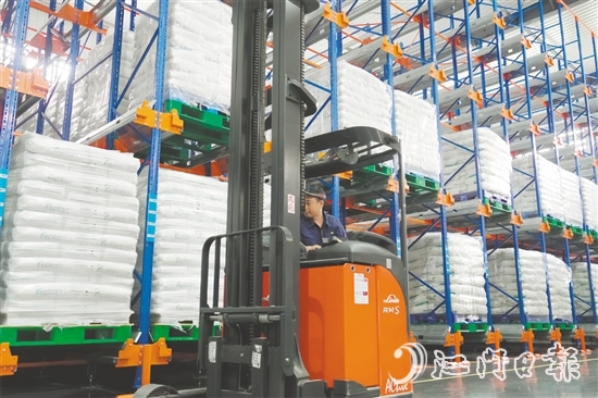 羅塞洛（廣東）明膠有限公司生產(chǎn)的食品級(jí)明膠可為保健食品、功能性食品提供膠原原料支撐。