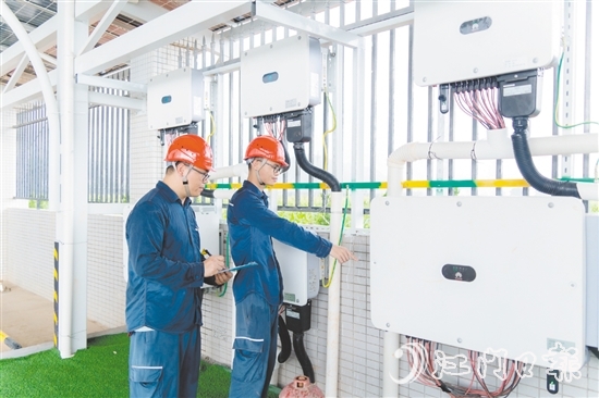 鶴山供電局提前開展隱患排查和設備缺陷處理等工作。