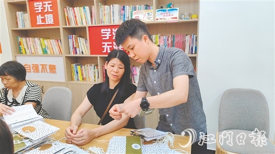 臺(tái)城街道精心培育“富民工坊”等一批特色鮮明、廣受好評(píng)的常態(tài)化服務(wù)品牌，切實(shí)增強(qiáng)居民的認(rèn)同感和歸屬感。