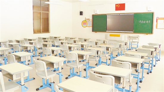 新會東區(qū)學(xué)校的教室已經(jīng)布置一新。