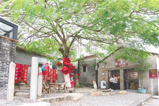 霄南村的“一屋一品”文旅業(yè)態(tài)。