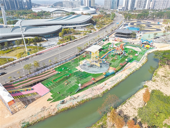 濱江悅動體育樂園已初具規(guī)模，卡丁車項目也基本完成了跑道鋪設(shè)工作。