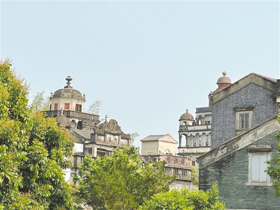 馬降龍村的村名蘊(yùn)含著“馬躍龍騰”的美好寓意。