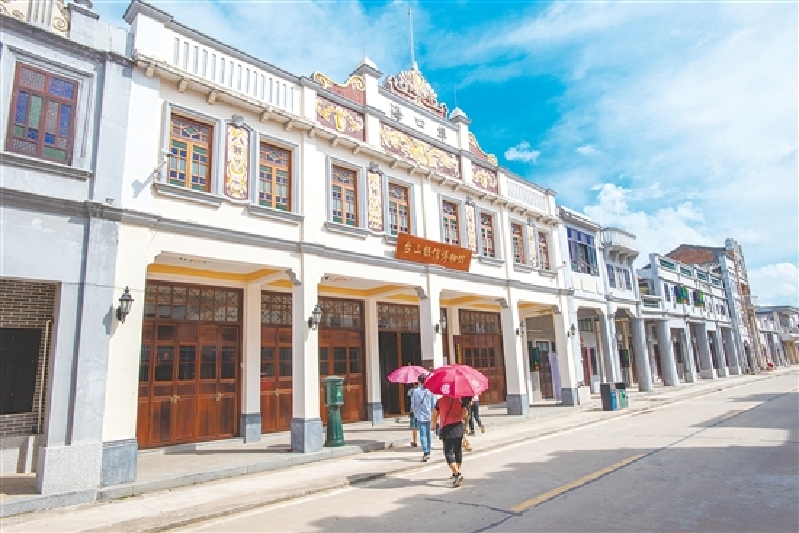 臺(tái)山銀信博物館是一座將學(xué)術(shù)性、知識(shí)性、文化性與娛樂(lè)休閑功能相融合的歷史文化博物館。