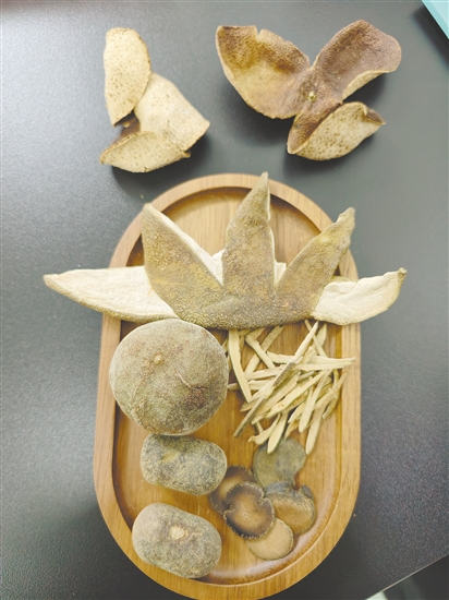 化橘紅與新會陳皮各有優(yōu)點。