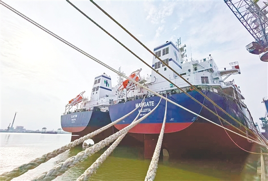 南洋船舶扎根古井鎮(zhèn)多年，2025年全年交付船舶32艘。