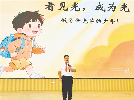 主題演講比賽現(xiàn)場。