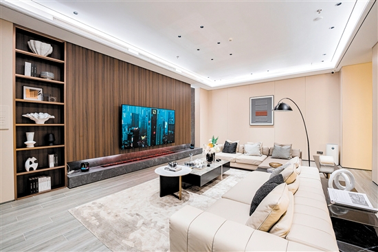 在華為智能生活館，消費(fèi)者能體驗(yàn)到完整的華為智能家居。