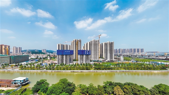 今年以來，不少樓盤推出第四代住宅。