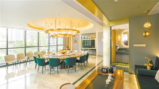 部分縣域樓盤高端大氣上檔次，受購(gòu)房者青睞。