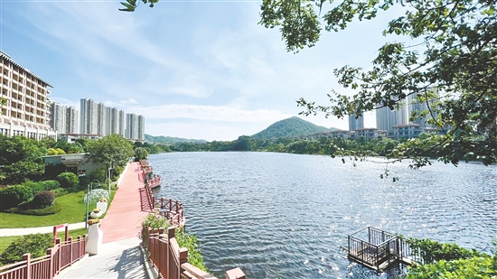 鶴山共和碧桂園·天麓湖盈翠苑一期項目環(huán)境優(yōu)美。