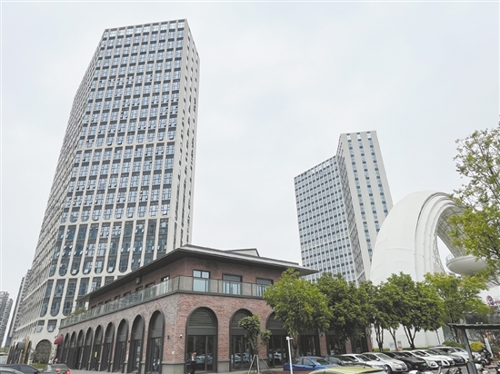 位于濱江新區(qū)的公寓受到不少投資者、創(chuàng)業(yè)者及年輕人的青睞。