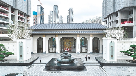 有樓盤以新會學(xué)宮為藍(lán)本進(jìn)行打造主入口門樓。