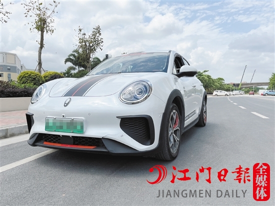 新車外觀頗具個(gè)性。