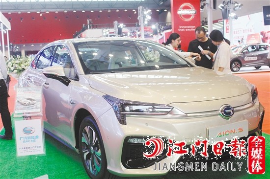 為方便消費者選購新能源汽車，中秋車展將設置新能源汽車展館。