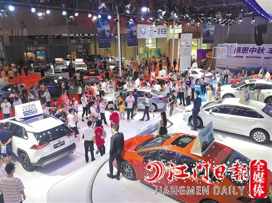 十年來，江門車展檔次越來越高。