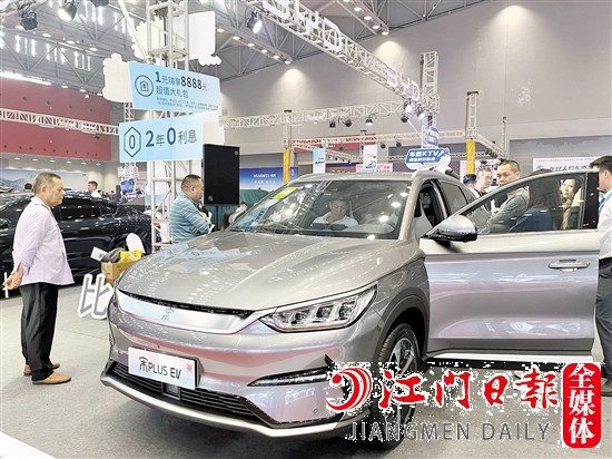 各品牌汽車將閃亮登場。