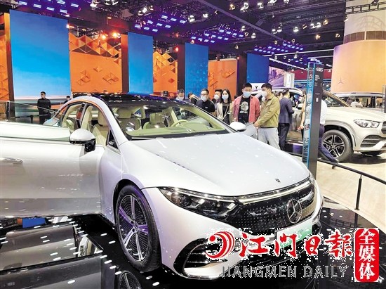 “零整比”高的豪車保費(fèi)備受關(guān)注。