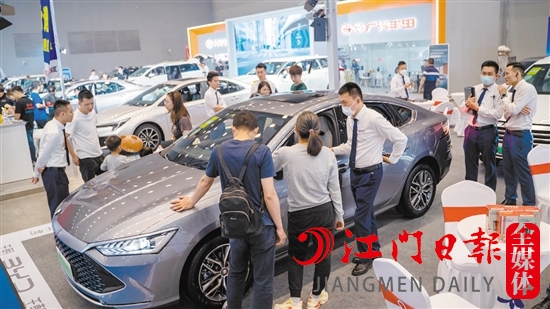 插電式混合動(dòng)力汽車吸引不少消費(fèi)者的目光。