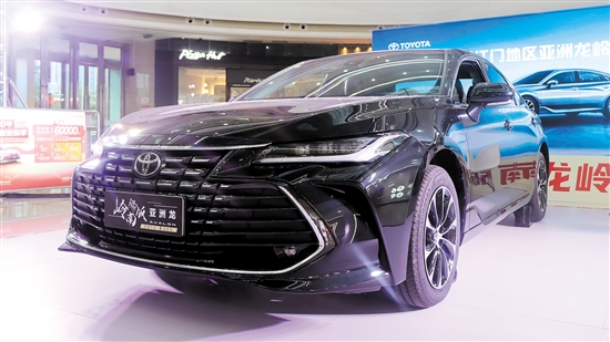 亞洲龍嶺南版延續(xù)以往經(jīng)典設計。